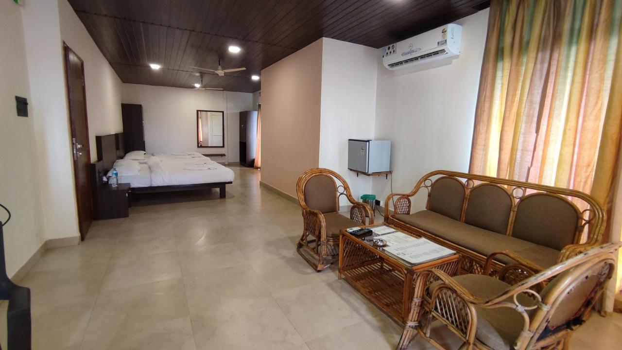 Kay'S Riverview Resort Бага Экстерьер фото