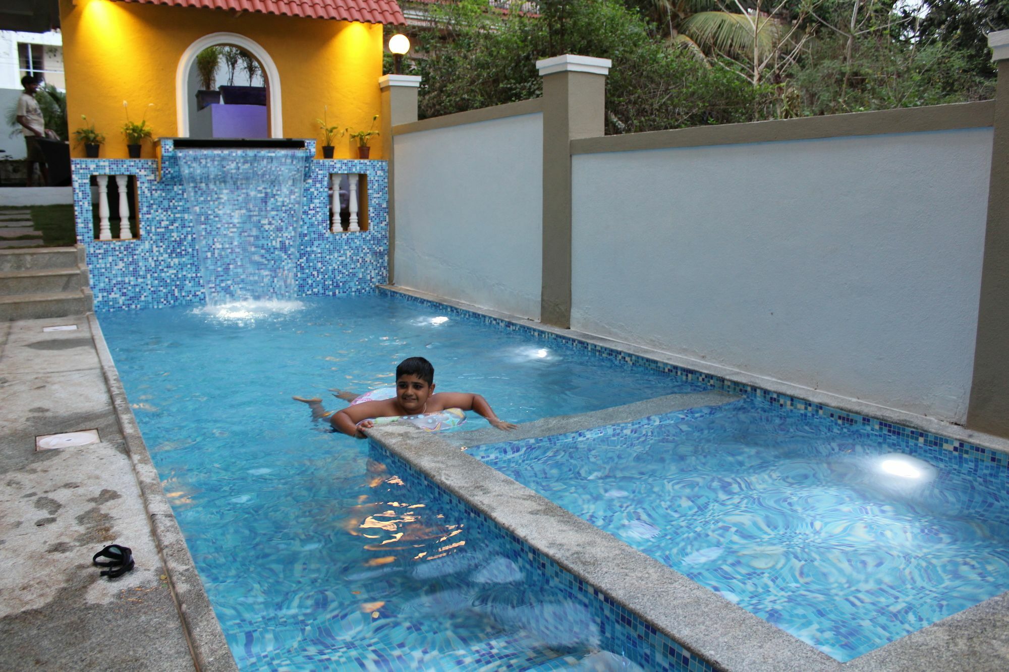 Kay'S Riverview Resort Бага Экстерьер фото